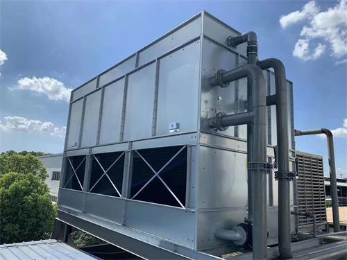 封閉式冷卻塔的性能優(yōu)點(diǎn)(陸豐封閉式冷卻塔多少錢)