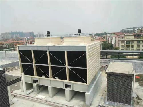 高溫型冷卻塔與普通冷卻塔的區(qū)別(大中型方形冷卻塔)