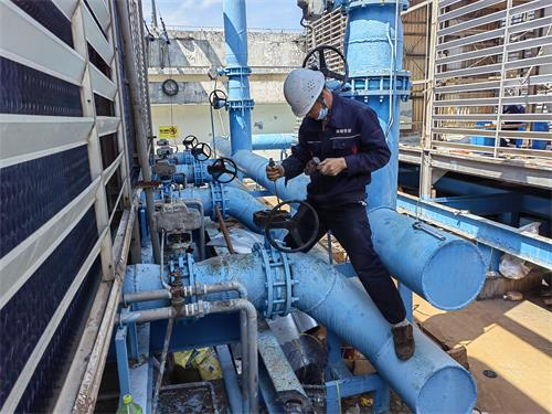 補水后閉式冷卻塔的浮球閥沒法關掉怎么回事？(冷卻塔浮球閥補水原理)