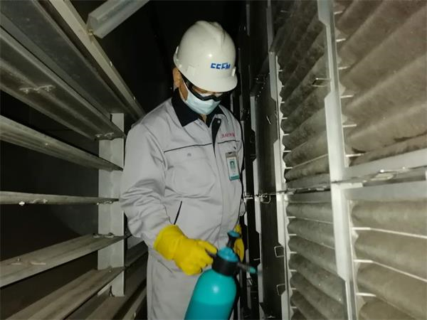 中央空調(diào)冷卻塔清洗的目的,中央空調(diào)冷卻塔清洗流程