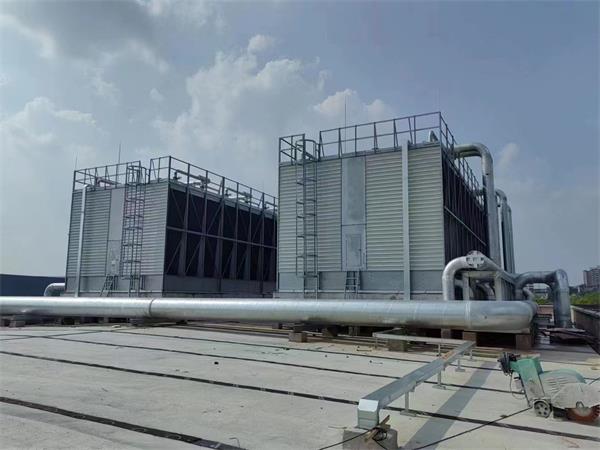 冷卻塔和冷卻水泵在工業(yè)生產(chǎn)中的關系及運行原理